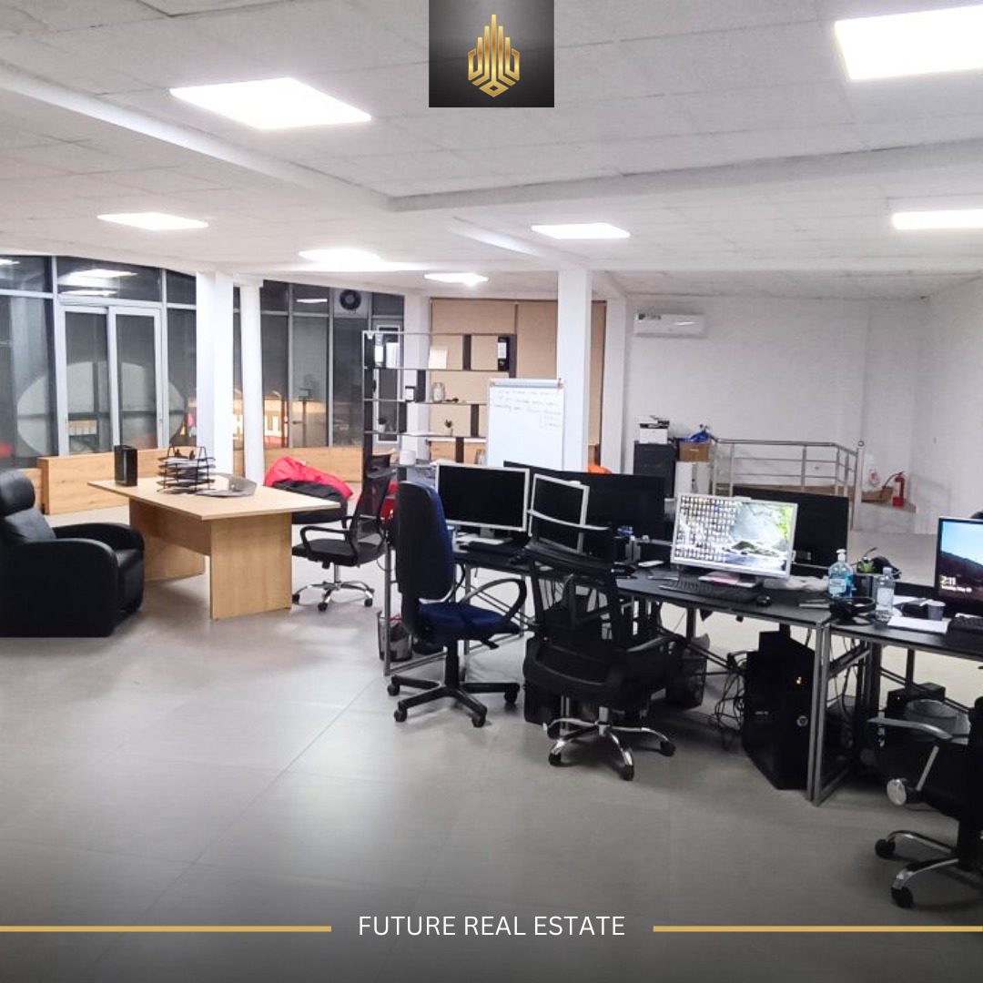 Lokal me QERA/160m² 2