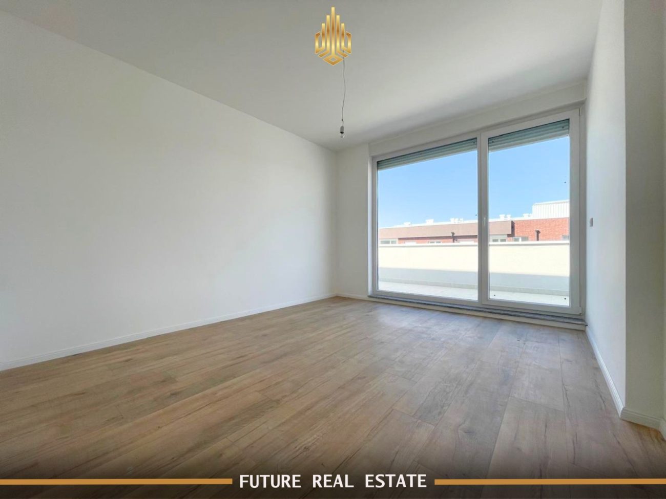 Penthouse me QIRA – 3 dhoma gjumi – Prishtinë – Rruga C. 3