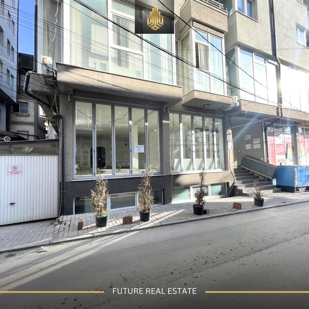 Lokal me QERA/120m²