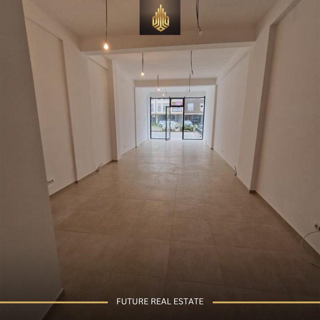 Lokal me QERA/78m² 2