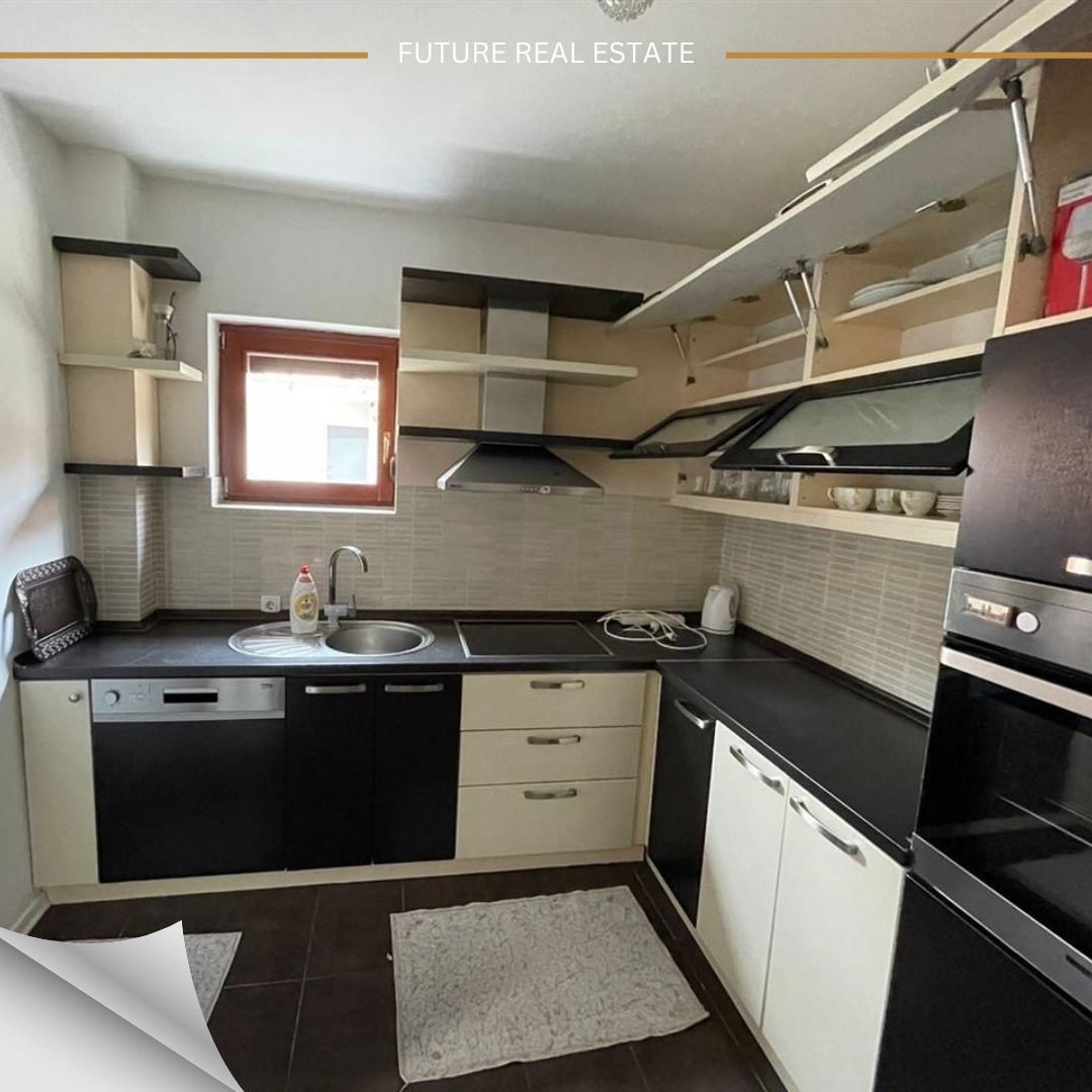 Shtëpi me QERA/250m² 3