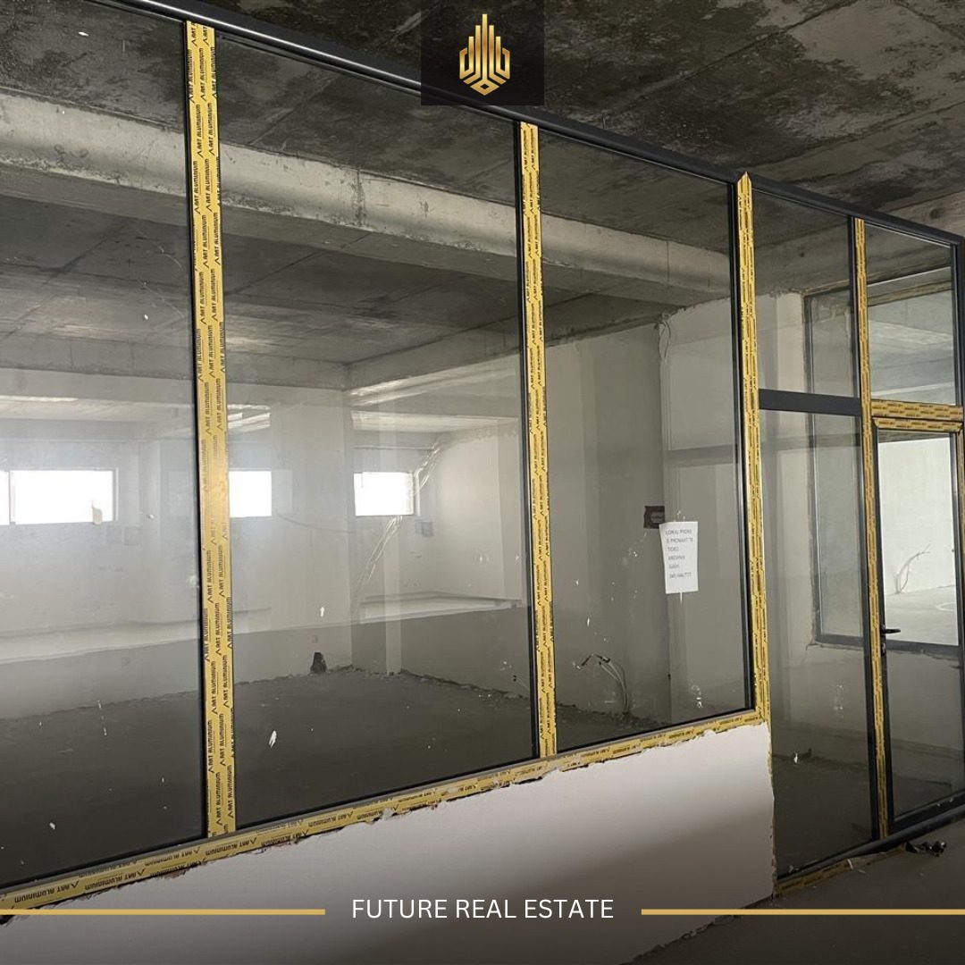 Lokal në SHITJE/247m²