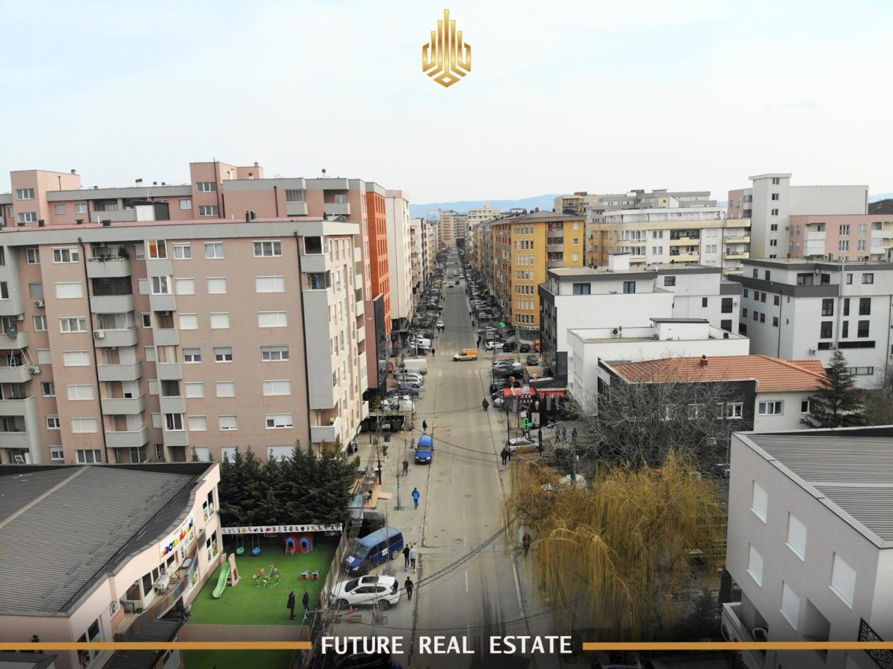 Objekt Afarist në SHITJE – 720m2 – Fushë Kosovë – Qendër – Rr. Dardania 2