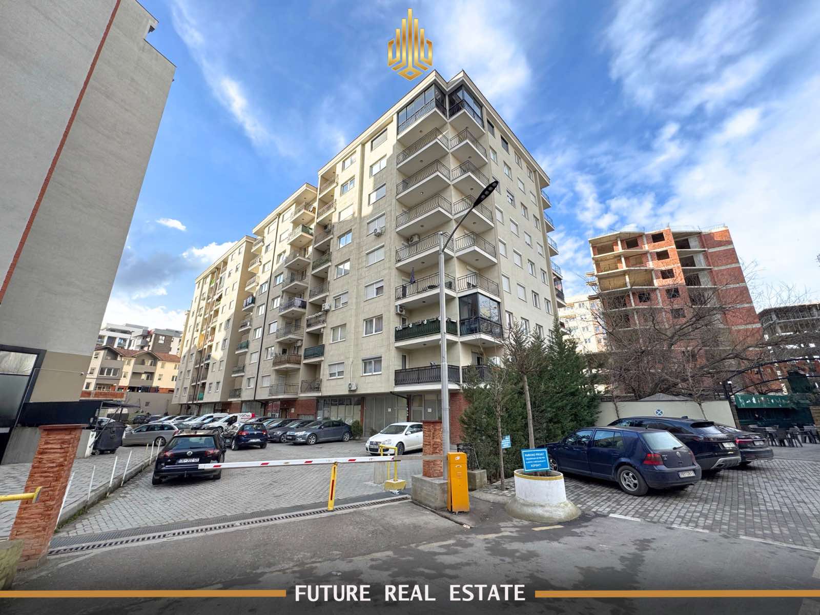 Banese në SHITJE – 1 dhomë gjumi – Fushë Kosovë – Rruga Enver Maloku afër Restorant Kopshti, Objekti BNT Construction