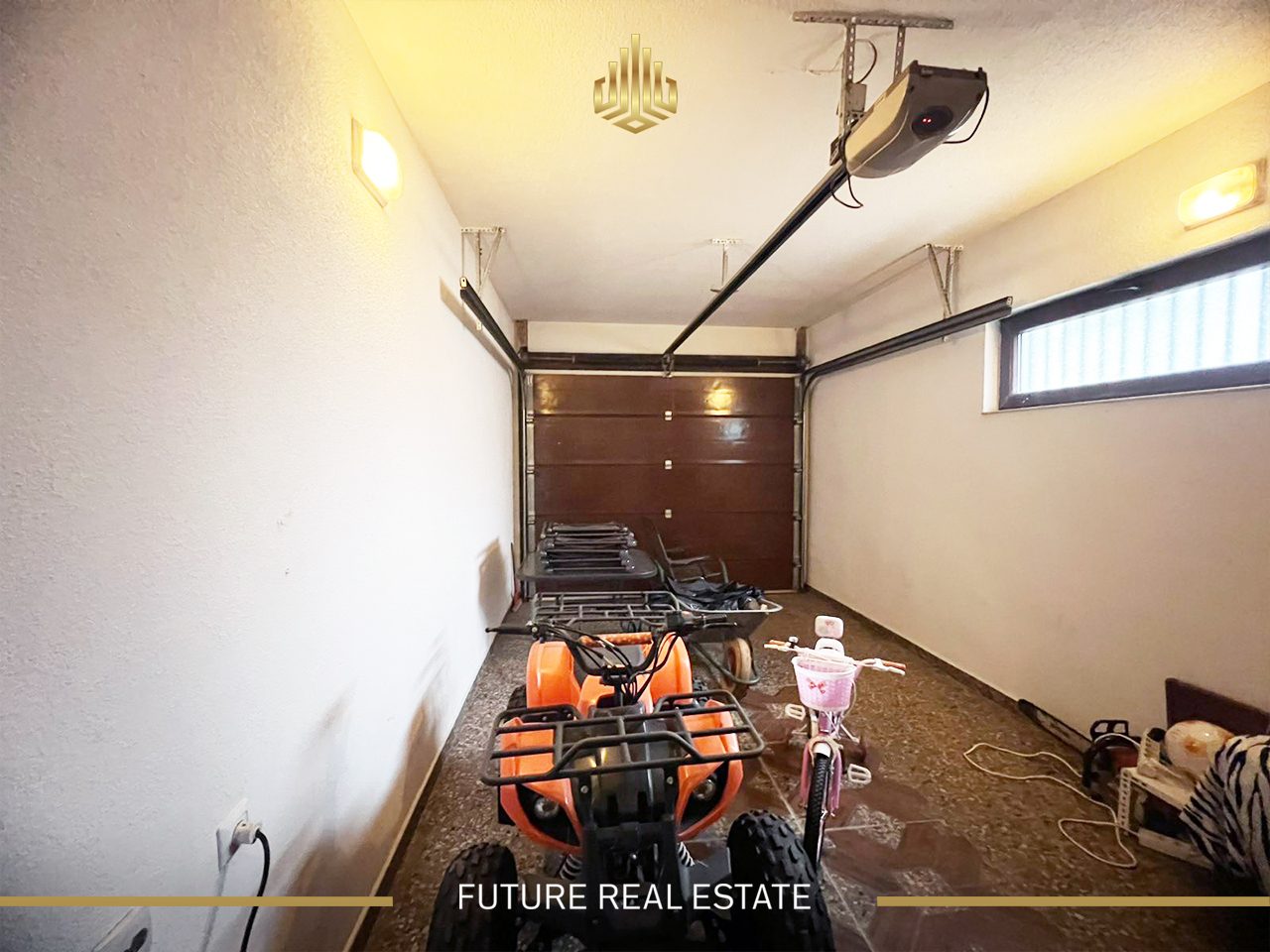 Shëpia në SHITJE/200m2