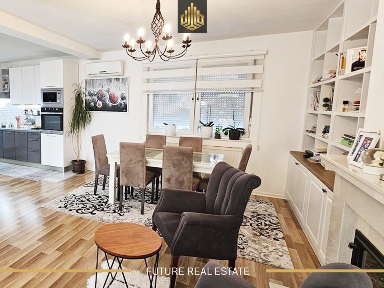 Shtëpia në SHITJE/230m2 2