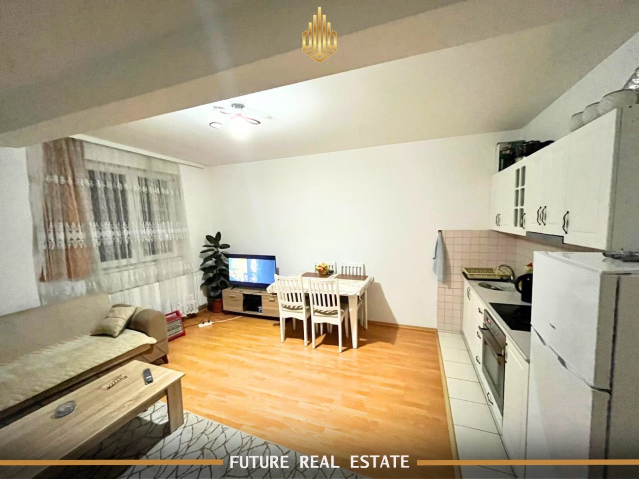 Penthouse në SHITJE – 1 dhomë gjumi – Prishtinë – Rruga B – te 13 katshja. 3