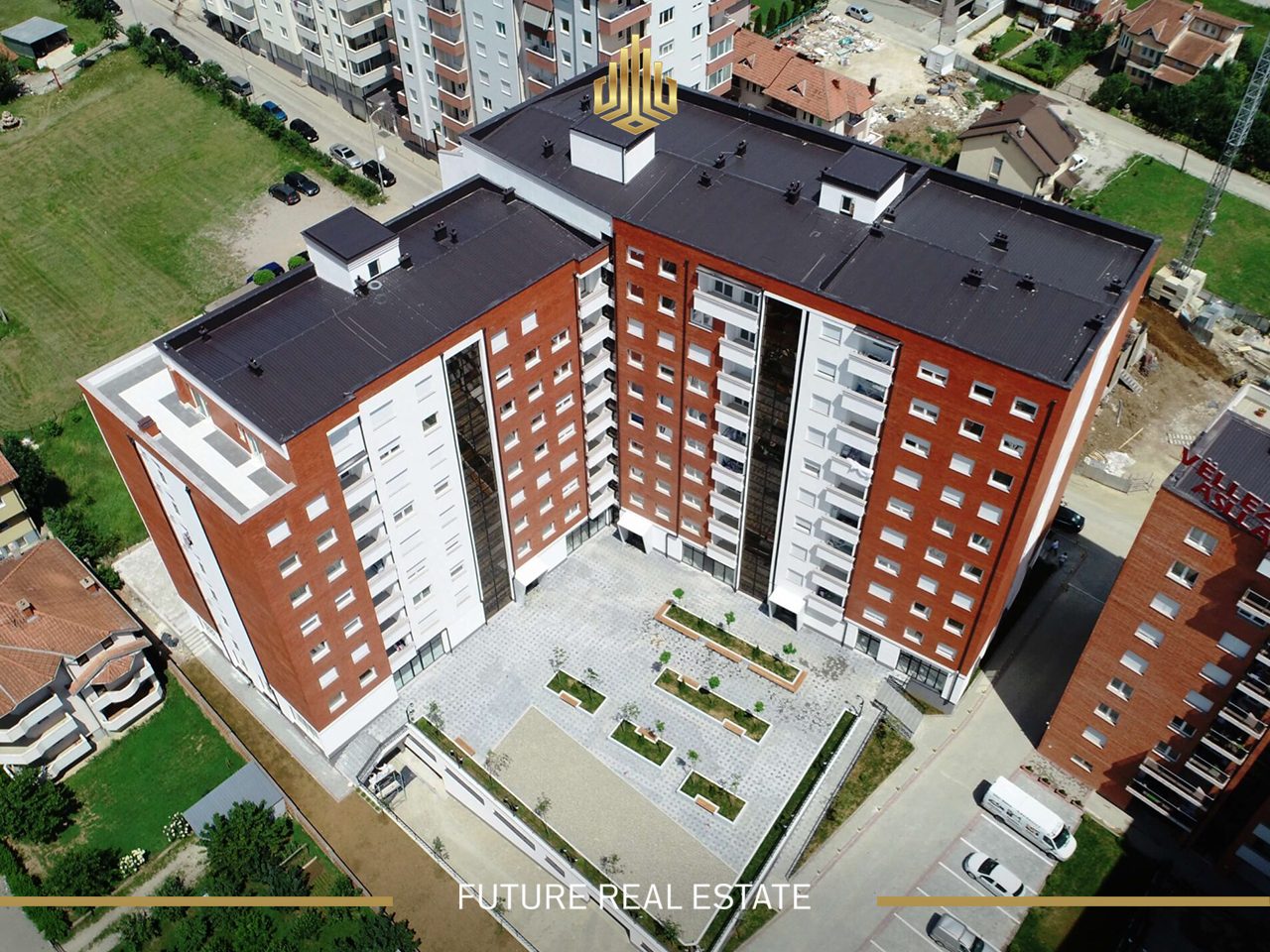 Banesë në SHITJE – 2 dhoma gjumi – Lagjen e Spitalit.