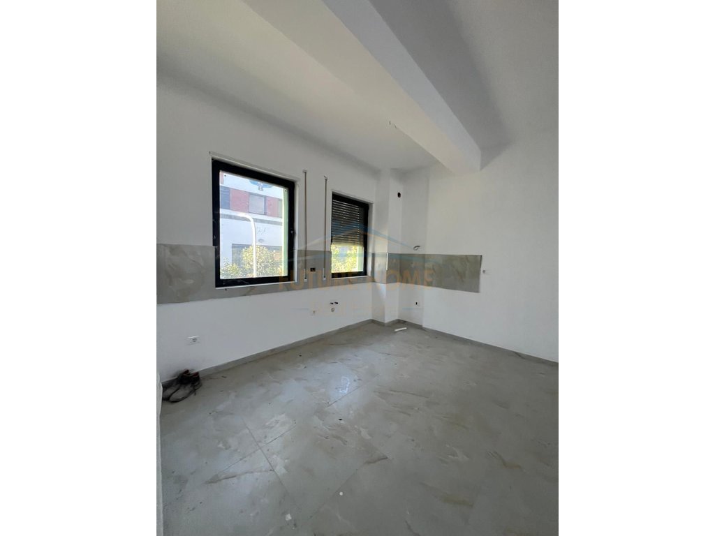 Shitet, Duplex 3+1+3, Rezidenca Kodra Diellit 1 Zgjatimi.Tirane 4