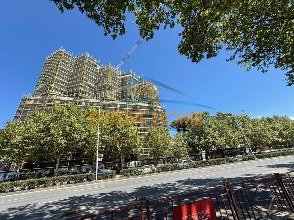Shitet,Apartament 3+1+2, Colonnade Building, Rruga Dritan Hoxha 2