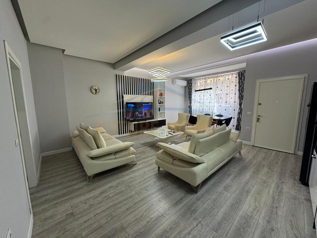 Shitet, Apartament, Rruga Bill Klinton, Tiranë. 2