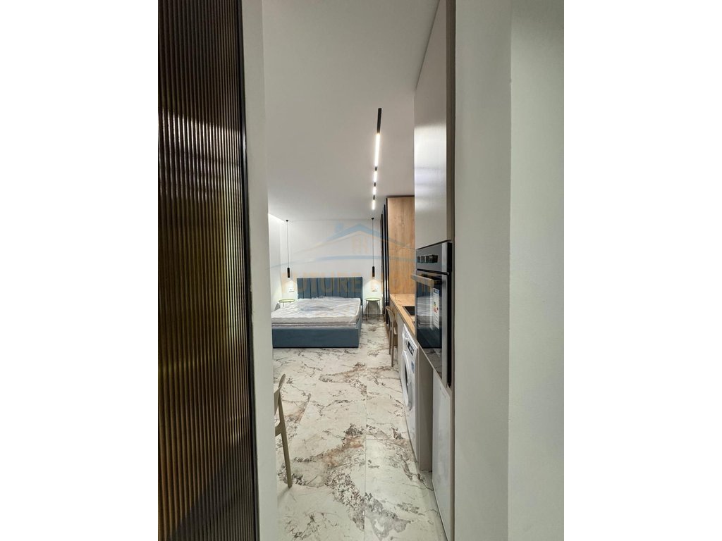 Shesim apartment 1+1 dhe Garsoniere te Rruga Durresit! 2