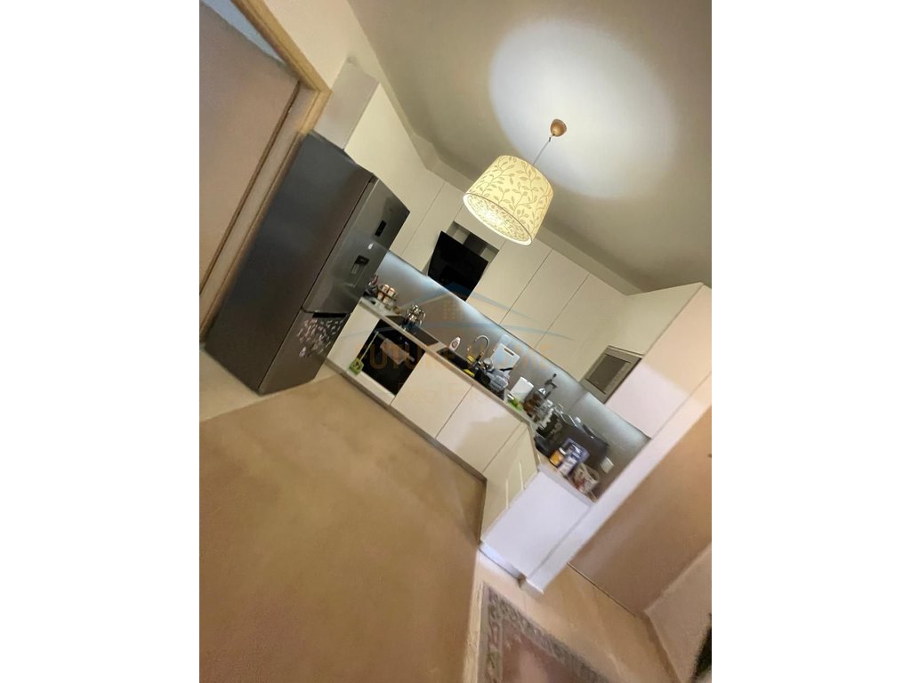 Shitet, Apartament 2+1+2, Qytet Studenti, Tiranë 4