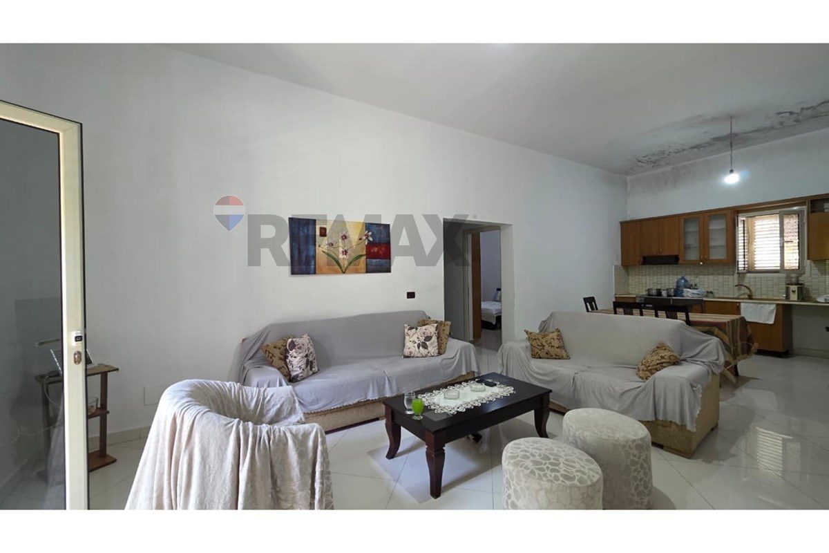 🏡 SHTËPI PRIVATE 2+1 ME QIRA – ISA BOLETINI, VLORË