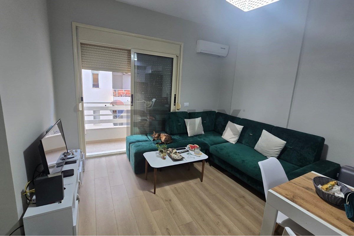 🏡 APARTAMENT 1+1 PËR SHITJE, LUNGOMARE – VLORË 🌊 3