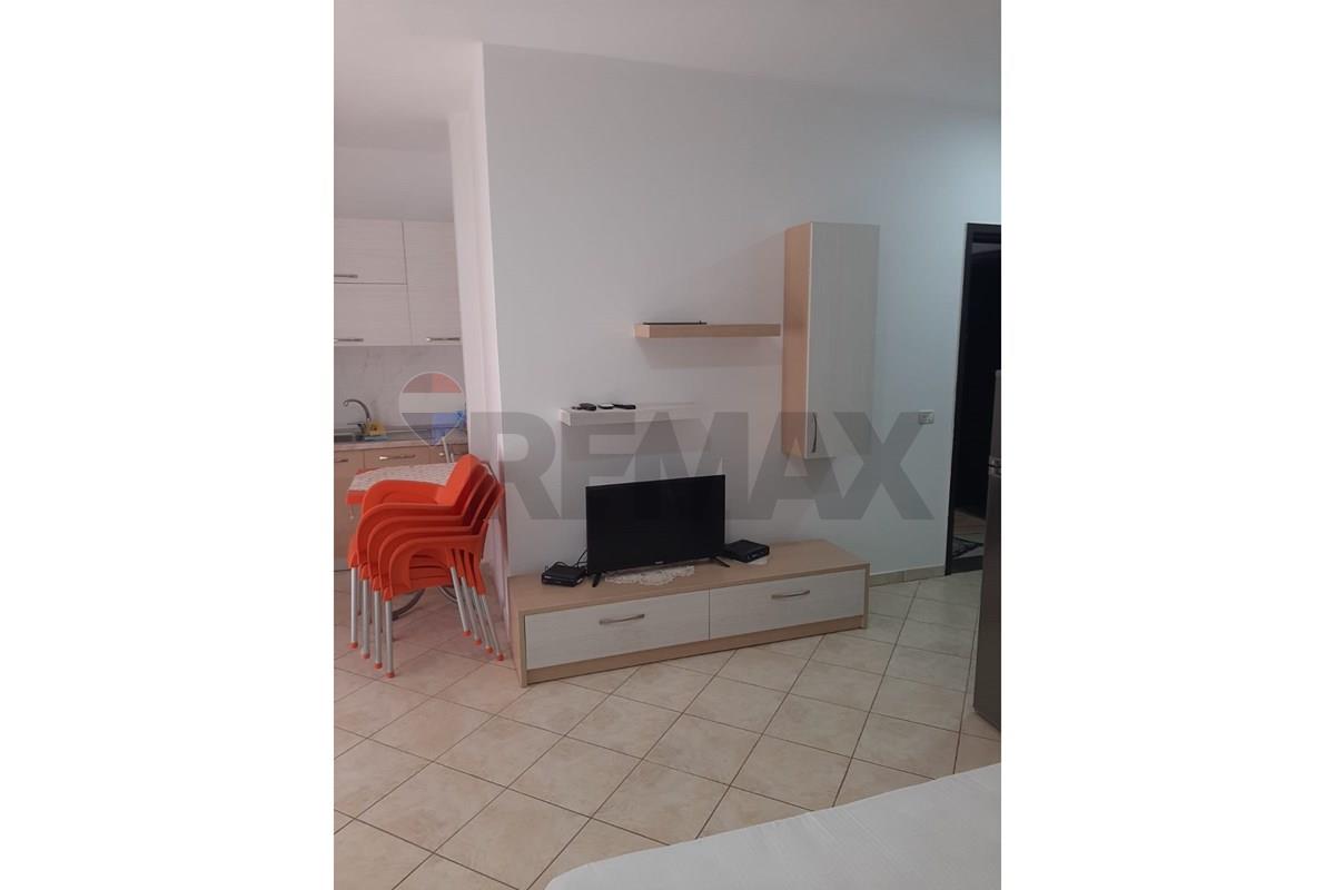 🏡 GARSONIERE PËR QIRA – TEK RRAPI, VLORË 🌊
