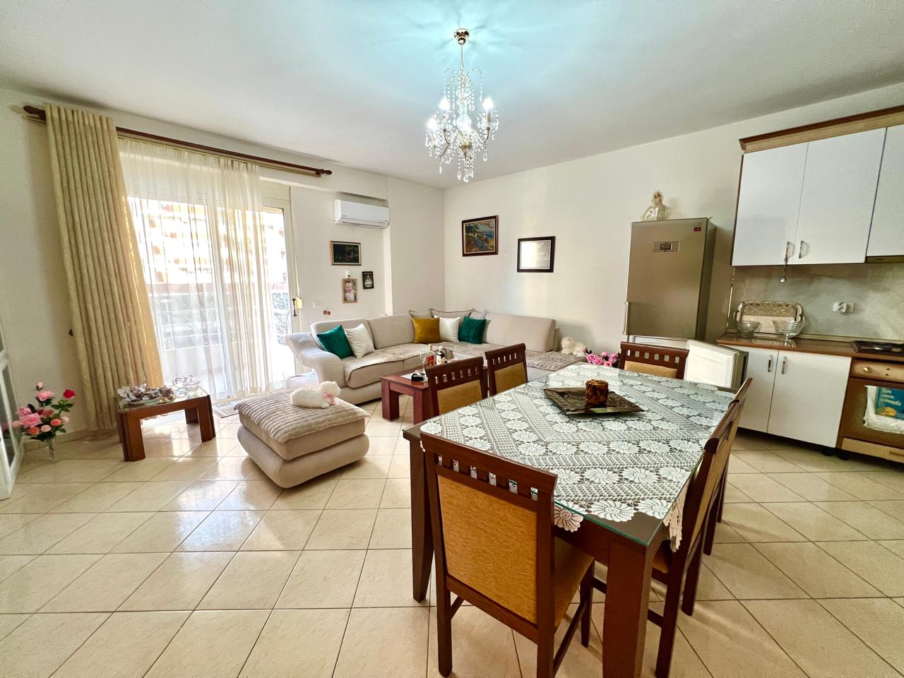 🏡 APARTAMENT 2+1 ME SUPER VERANDË 130 m² PËR SHITJE – VLORË 3
