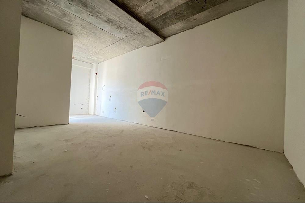Apartament 1+1 ne shitje, mbas shkolles se Marines 4