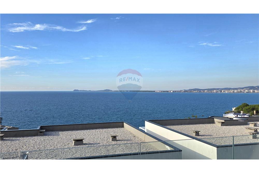 Apartament 1+1 me pamje nga deti prane Marina Bay
