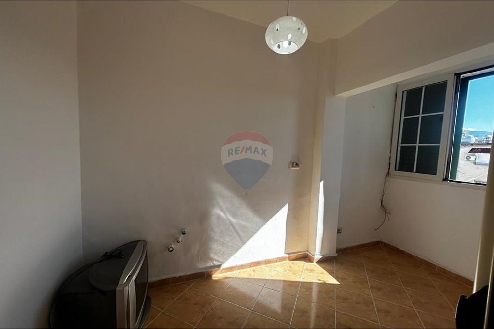 Shitet apartament 2+1+2 3