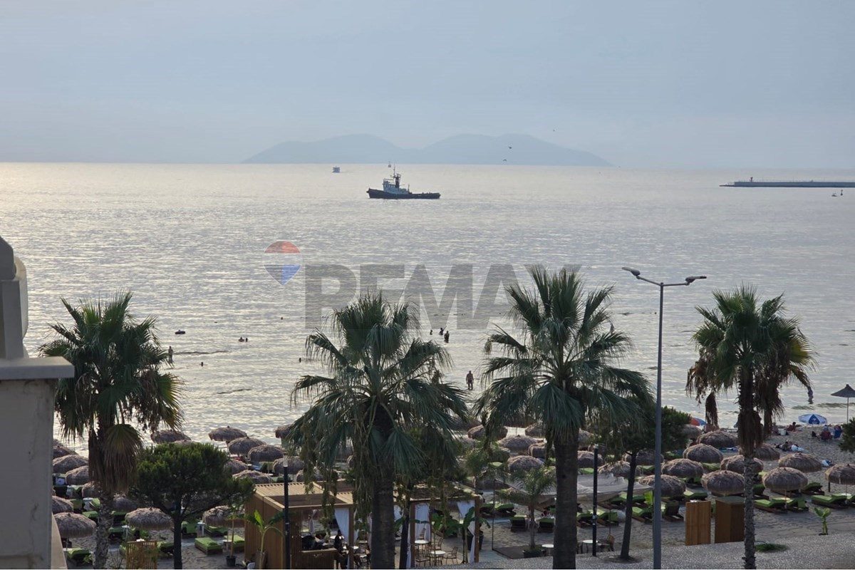 🏡 APARTAMENT 1+1 PËR SHITJE, LUNGOMARE – VLORË 🌊