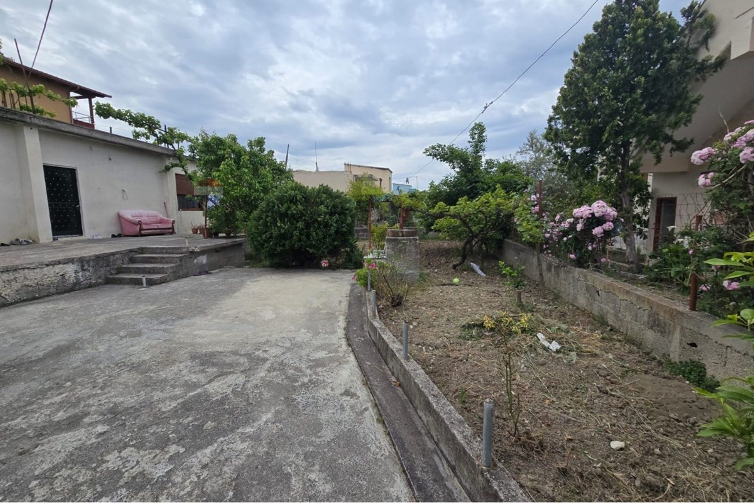 🏡 SHTËPI PRIVATE PËR SHITJE – VLORË
