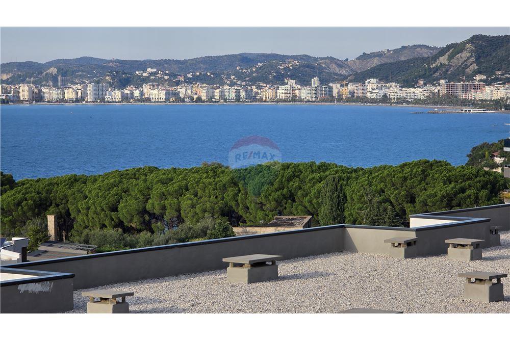 Apartament 1+1 me pamje nga deti prane Marina Bay 4