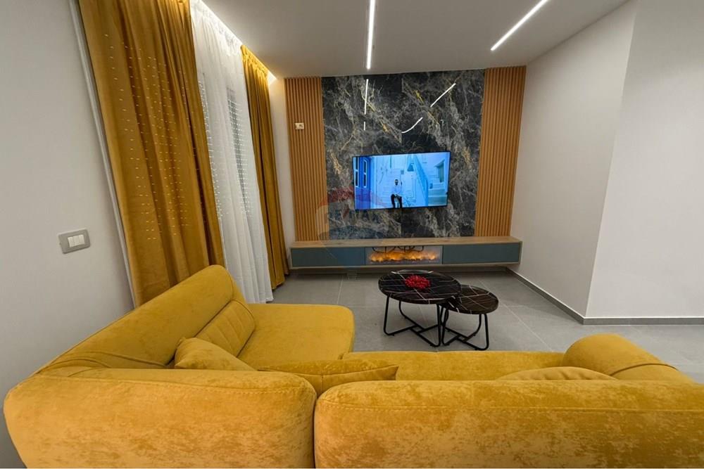 Apartment 1+1 me qera ne Uje Ftohte 4