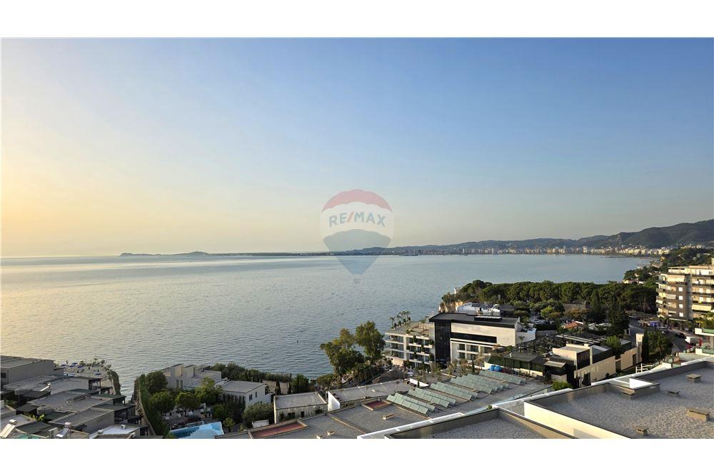 Penthouse ne shitje prane Marina Bay, Vlore 2