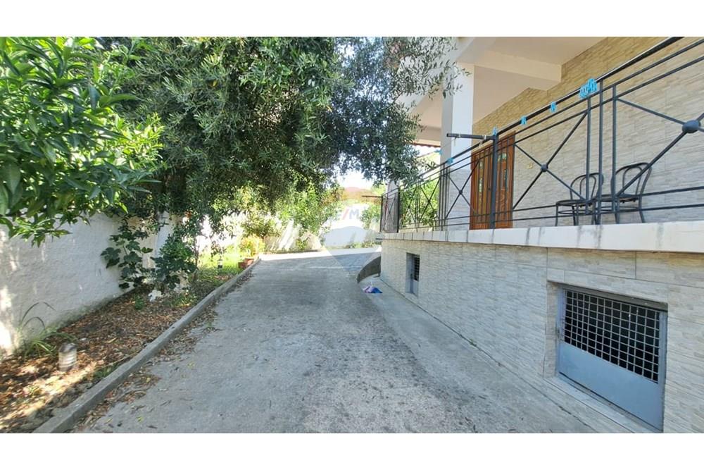 Shtepi 2-kateshe ne shitje,Lungomare,Vlore 3