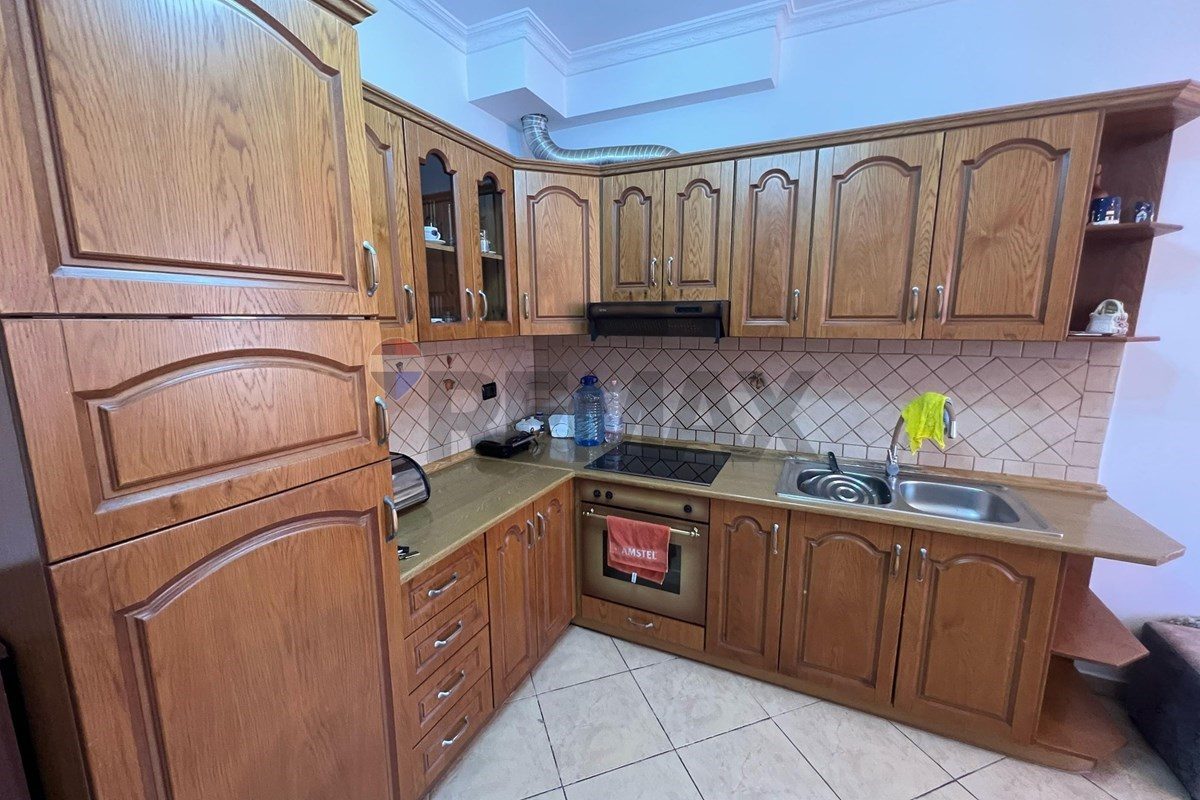 🏡 APARTAMENT 1+1 ME QIRA – KOMPLEKSI ALEKSANDRIA, VLORË 2