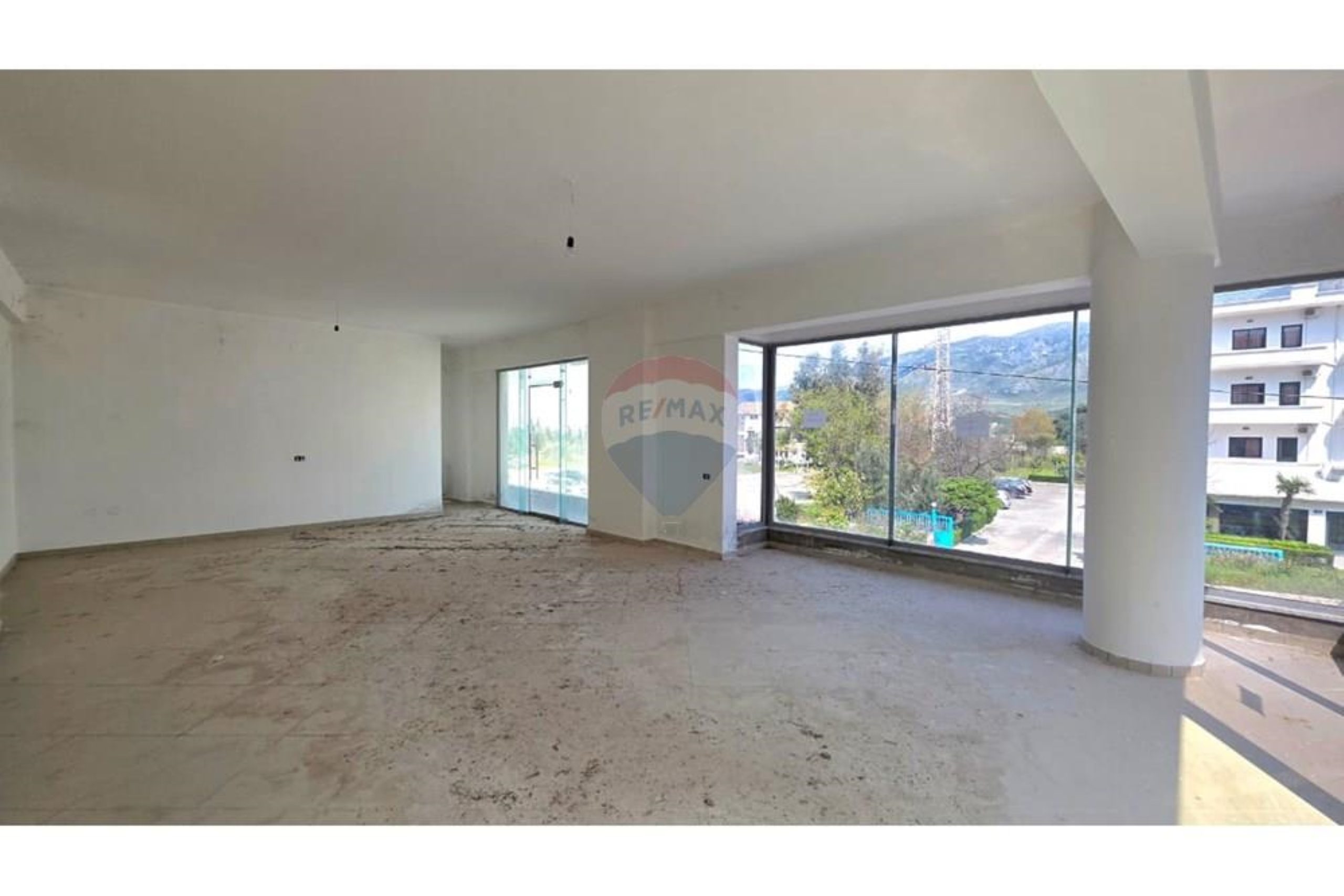 🏢 DYQAN PËR SHITJE – ORIKUM, VLORË | ÇMIM OKAZION 🔑