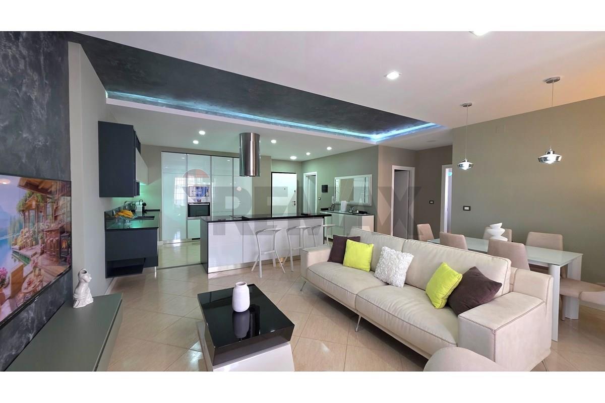 Apartament modern 2+1 ne shitje ne Vlore