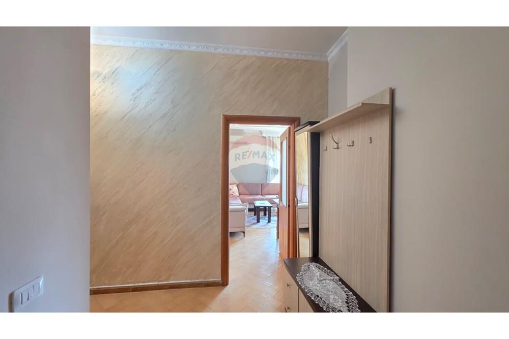 Apartament 3+1 per Shitje Pran Conad 2