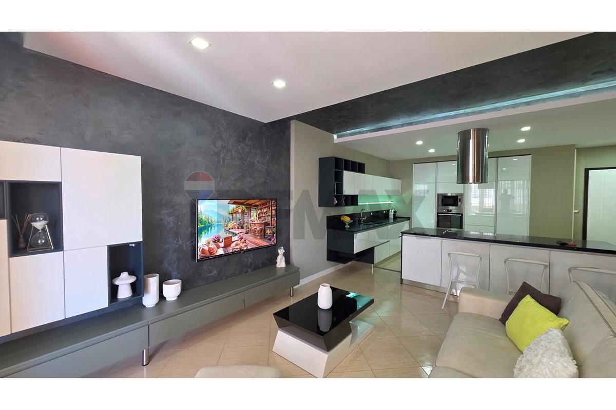 Apartament modern 2+1 ne shitje ne Vlore 4
