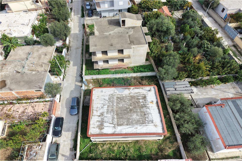 Shtepi private ne shitje ish Fabrikes se Tullave