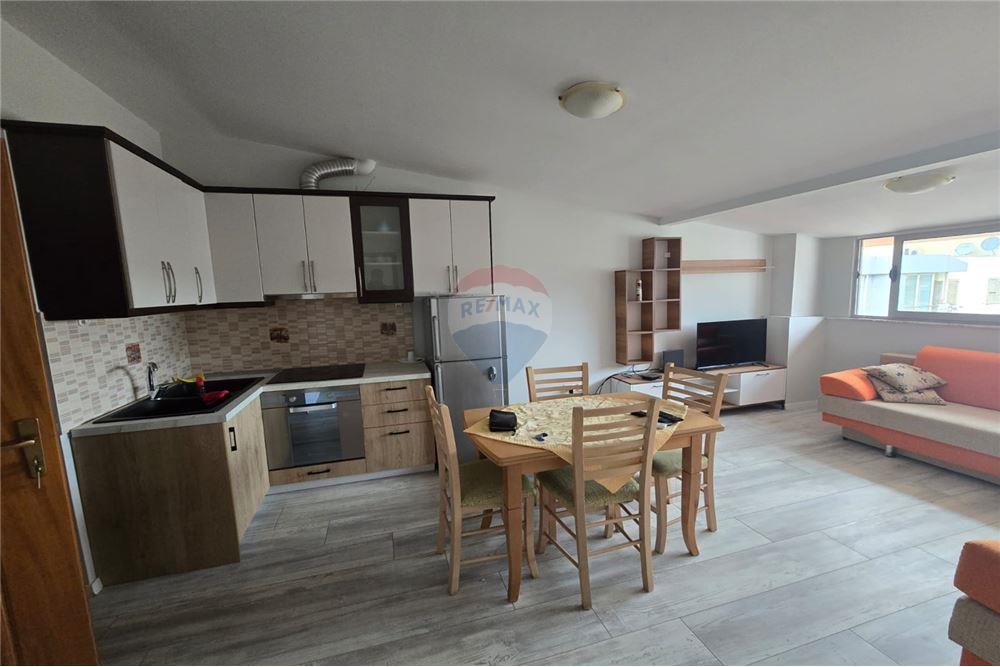 Apartament 1+1 ne shitje, ne Lungomare! 4