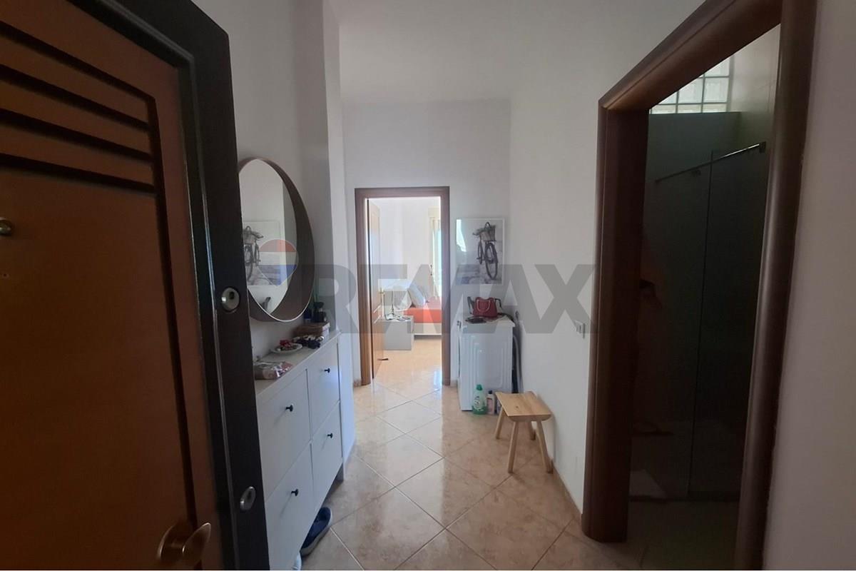 🏡 APARTAMENT 1+1 ME QIRA AFATGJATË