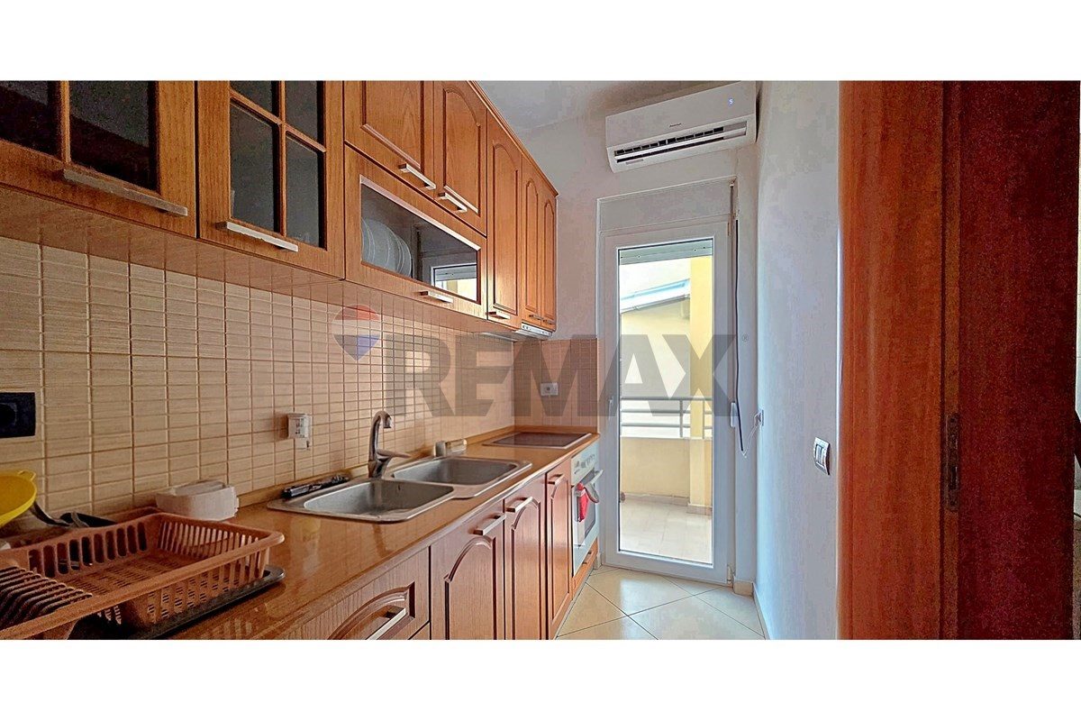 🏡 APARTAMENT 1+1 ME QIRA – LUNGOMARE, VLORË 🌊 4