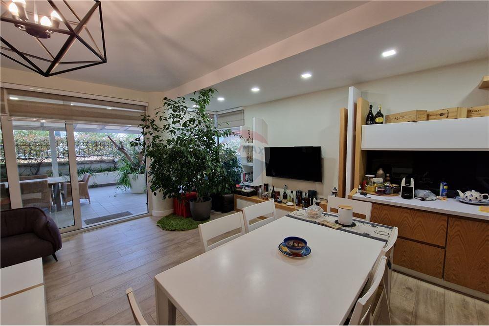 ✨ APARTAMENT LUKSOZ 2+1 + VERANDË NË SHITJE – LUNGO MARE, VLORË ✨ 3