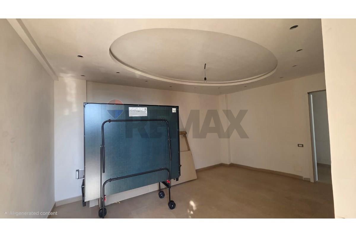 🏢 AMBIENT BIZNESI PËR QIRA – LUNGOMARE, VLORË 2