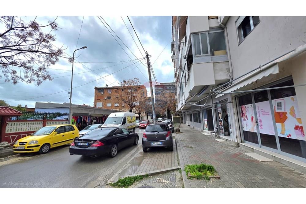 Dyqan me Qira – 100 m²,Rruga Rruga Fiqirete Musta