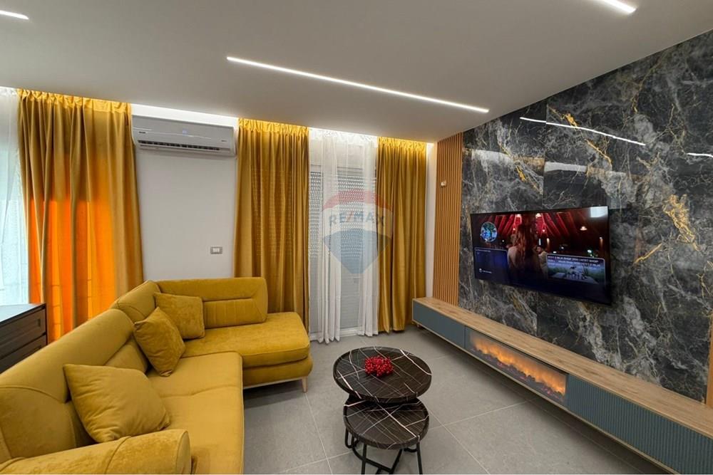 Apartment 1+1 me qera ne Uje Ftohte