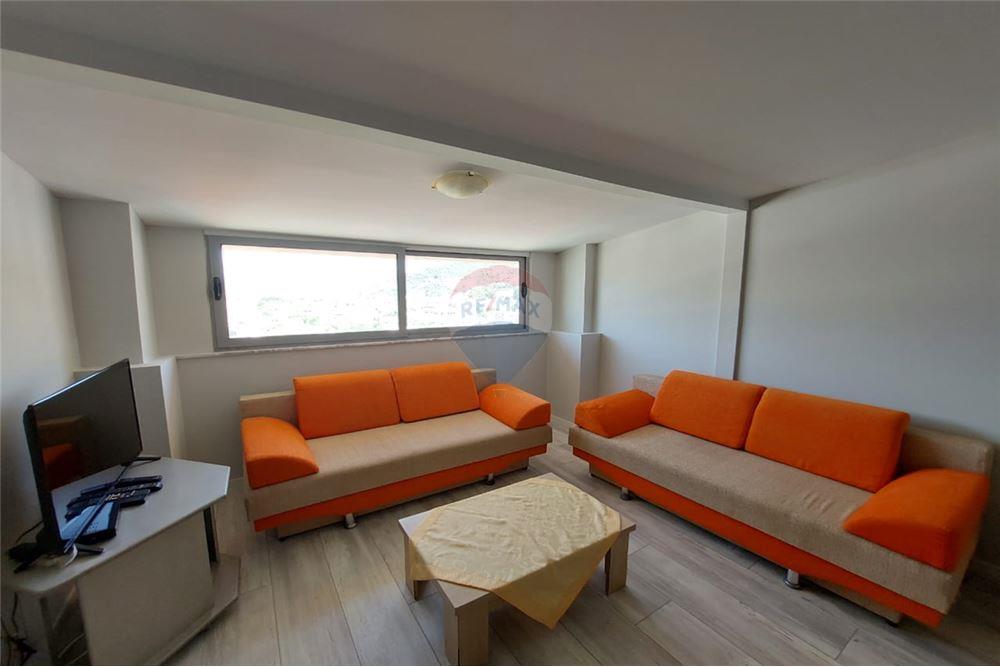 Apartament 1+1 ne shitje, ne Lungomare!