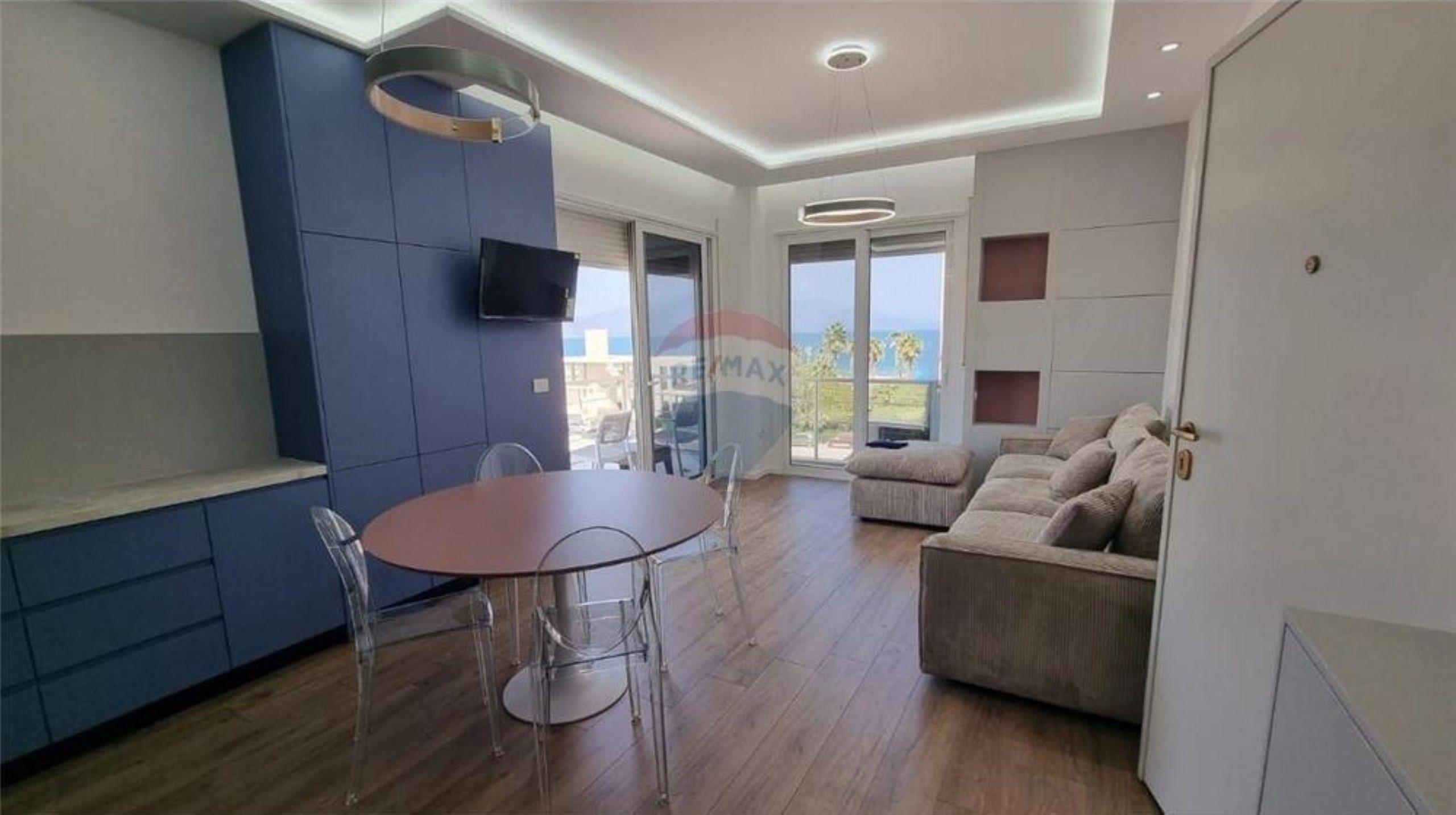 🌊 ÇMIM OKAZION | APARTAMENT 1+1 ME PAMJE NGA DETI – RADHIMË 4