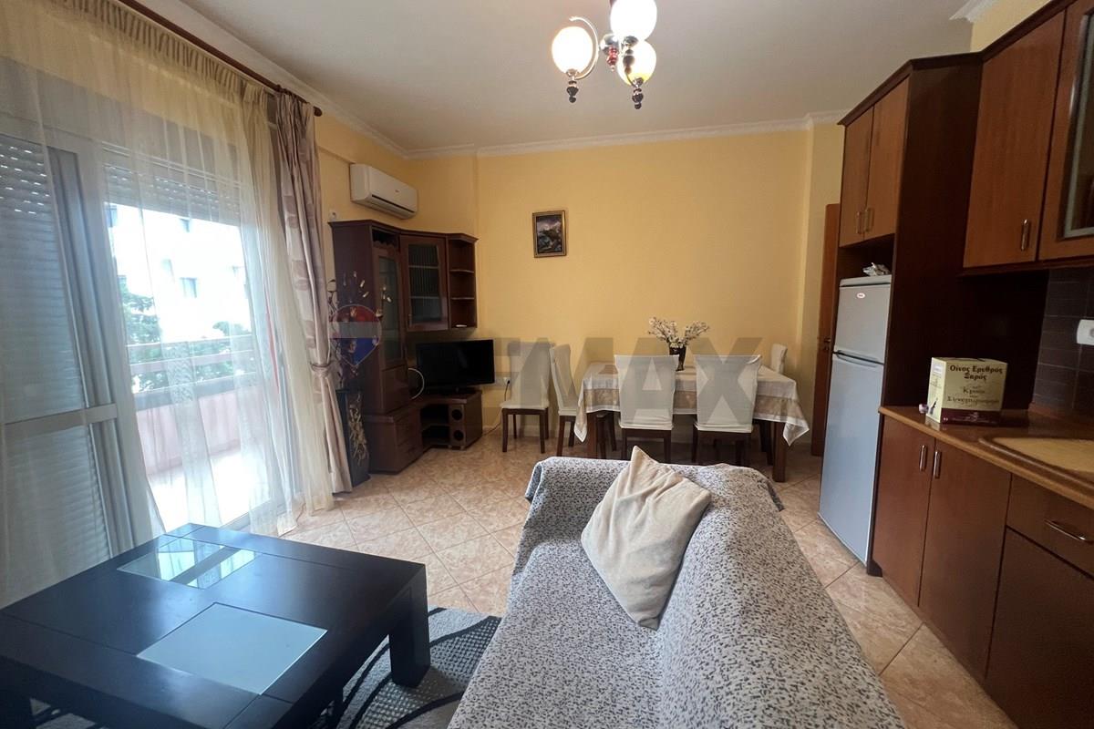 APARTAMENT 1+1 ME QIRA PRANË PORTIT 2