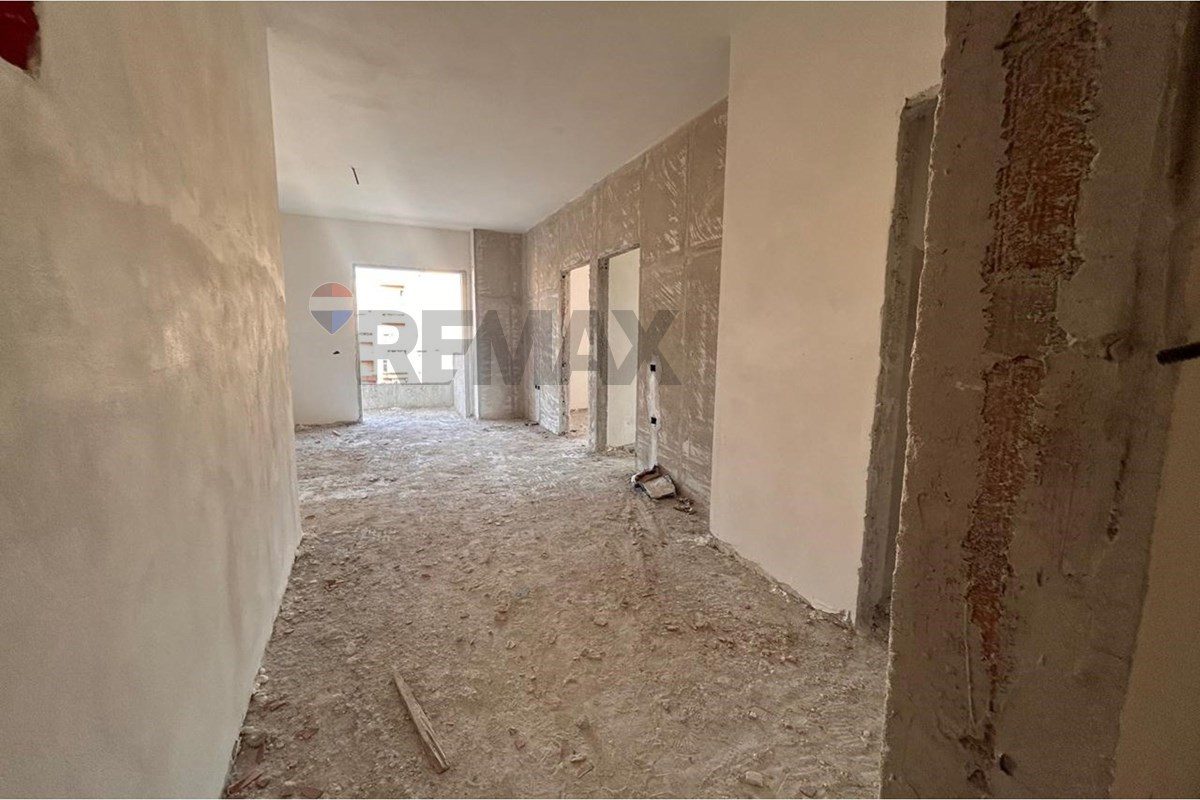 🏡 APARTAMENT 2+1 PËR SHITJE – RRUGA TRANSBALLKANIKE, VLORË 2