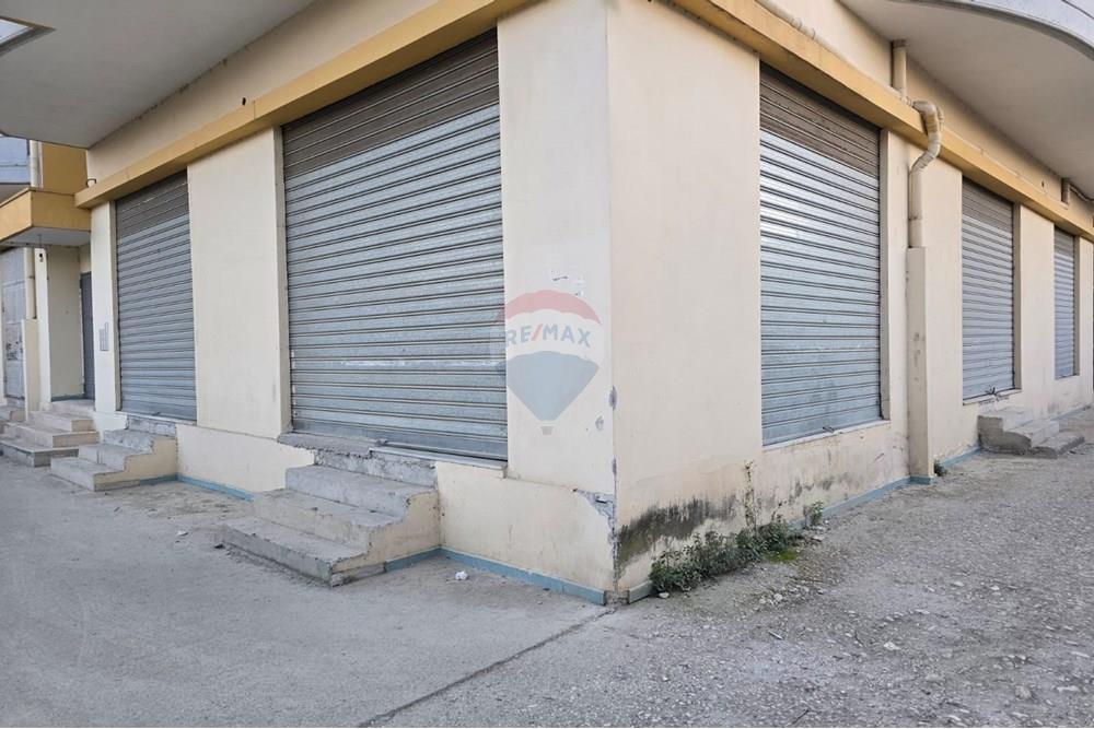 Shiten 4-Garazhde Vlore