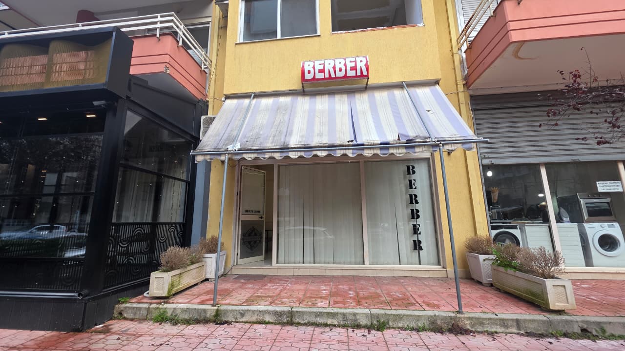 💈 JEPET ME QIRA BERBERANE E GATSHME PËR PUNË – RRUGA E ÇIPAJVE, VLORË 💈 2