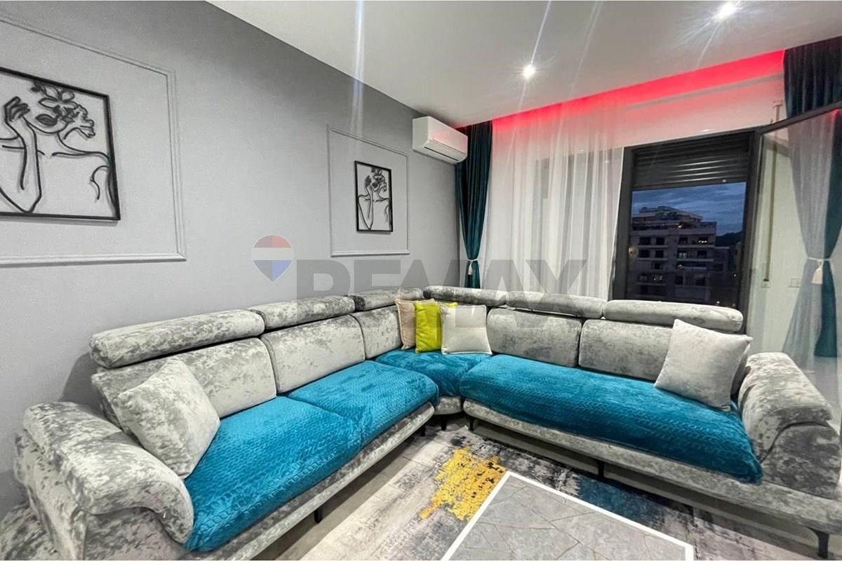 🏡 APARTAMENT 1+1 ME QIRA – RRUGA LEF SALLATA, VLORË
